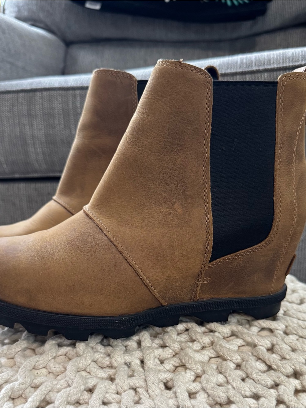 Sorel Tan Leather Chelsea Wedge Boot with Black Elastic